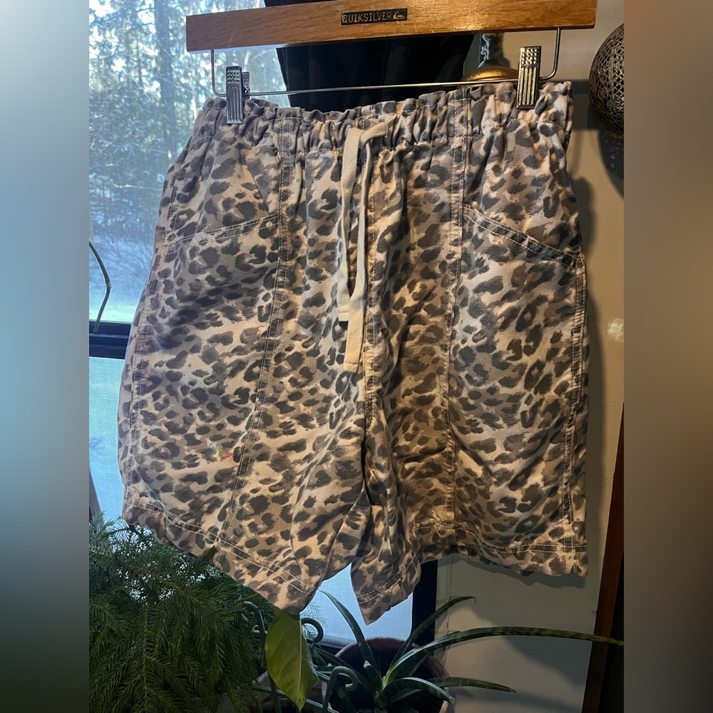 NWOT animal print jorts size M